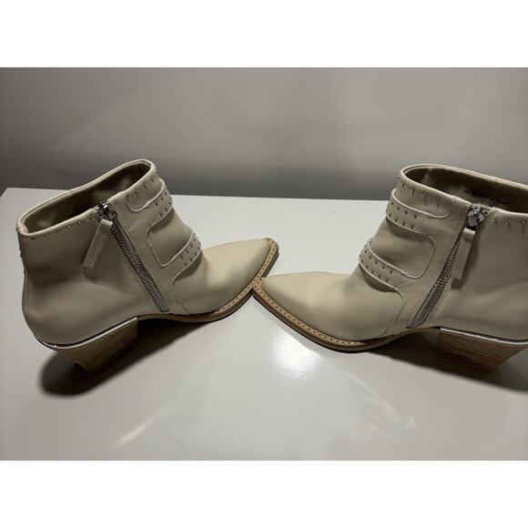 Dolce Vita Silver Stud Accent Buckles Boots Booties Size 6 NWOB Western Boho - Picture 10 of 13